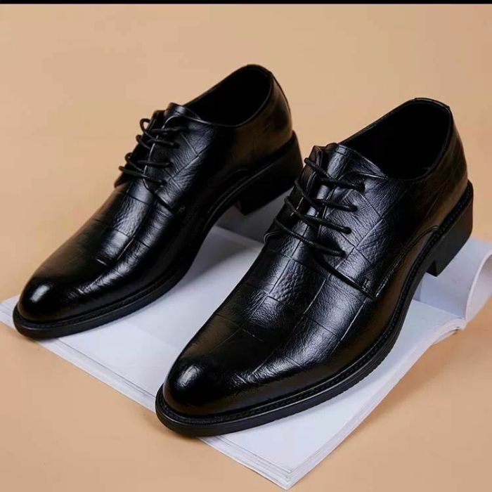 Mens matte black dress shoes