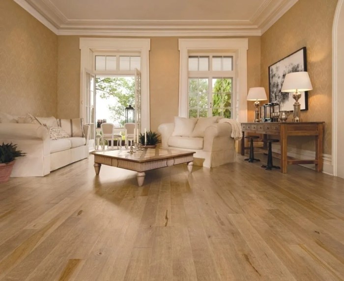 How to decorate room with wood floors